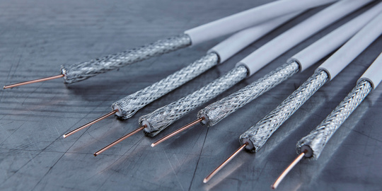 Kabel- und Steckverbinder bei Dhatt Elektrotechnik GmbH in Hamburg