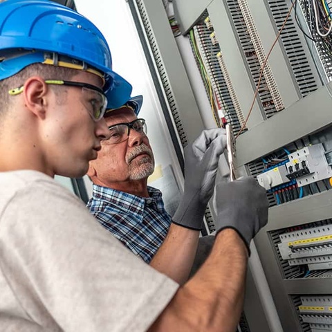 Ausbildung bei Dhatt Elektrotechnik GmbH in Hamburg
