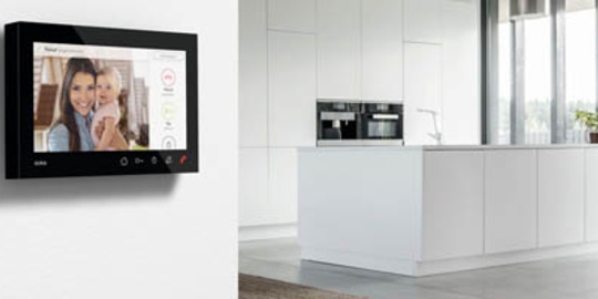 Gira Wohnungsstation bei Dhatt Elektrotechnik GmbH in Hamburg