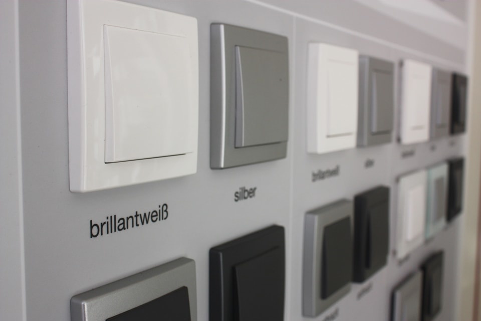 Schalterserie2 bei Dhatt Elektrotechnik GmbH in Hamburg