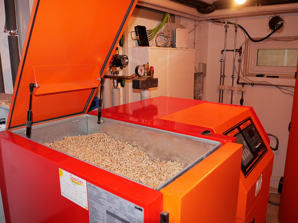 Palletheizung2 bei Dhatt Elektrotechnik GmbH in Hamburg